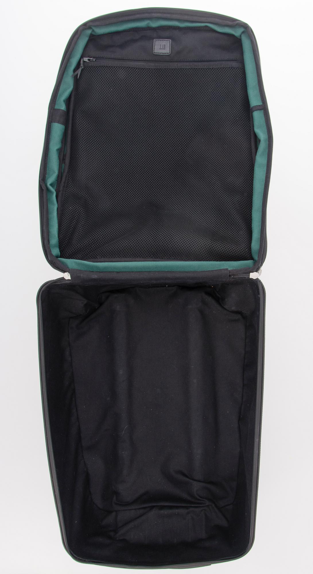 DUNHILL Two Wheel Cabin Size Trolley. - Bukowskis