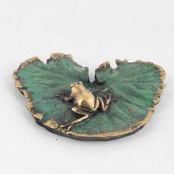 Torbjörn Forsberg, 'Lövgroda på blad'.