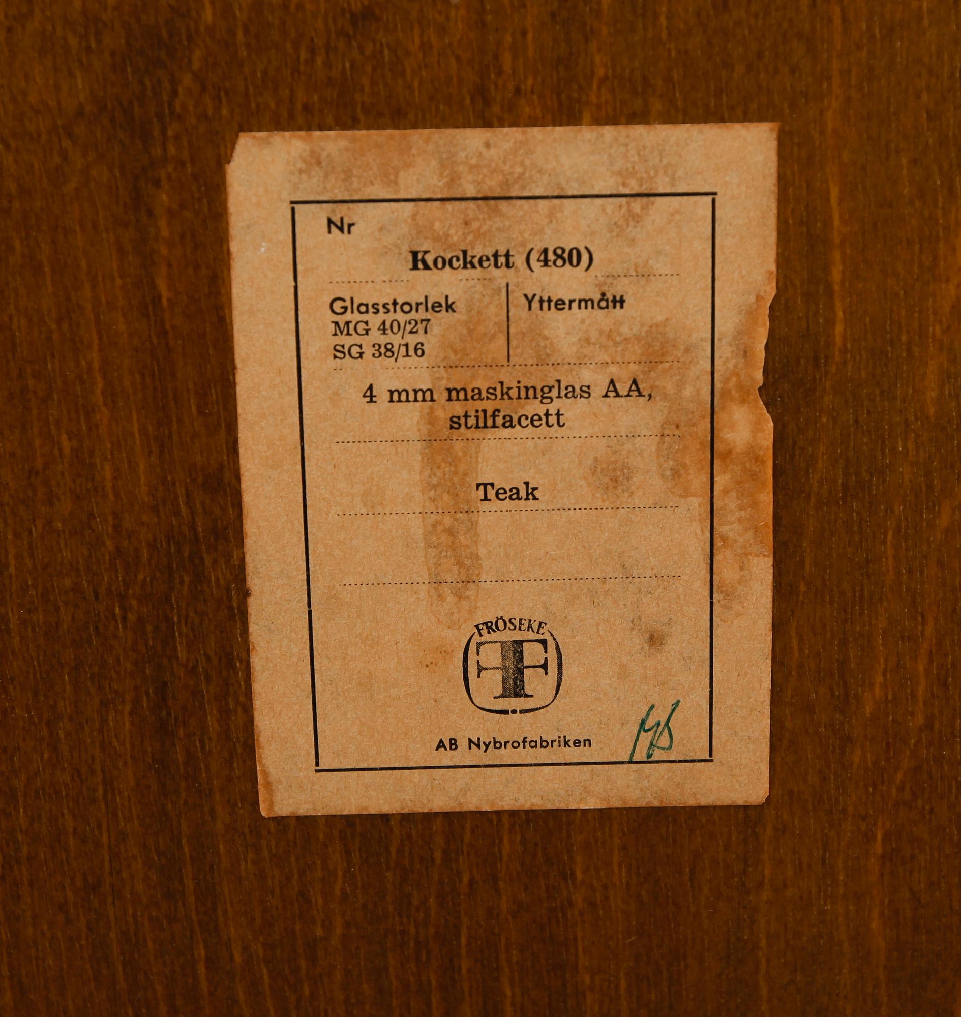 TOALETTBORD OCH PALL, " Kockett", Fröseke, Nybrofabriken, 1900-talets andra hälft.