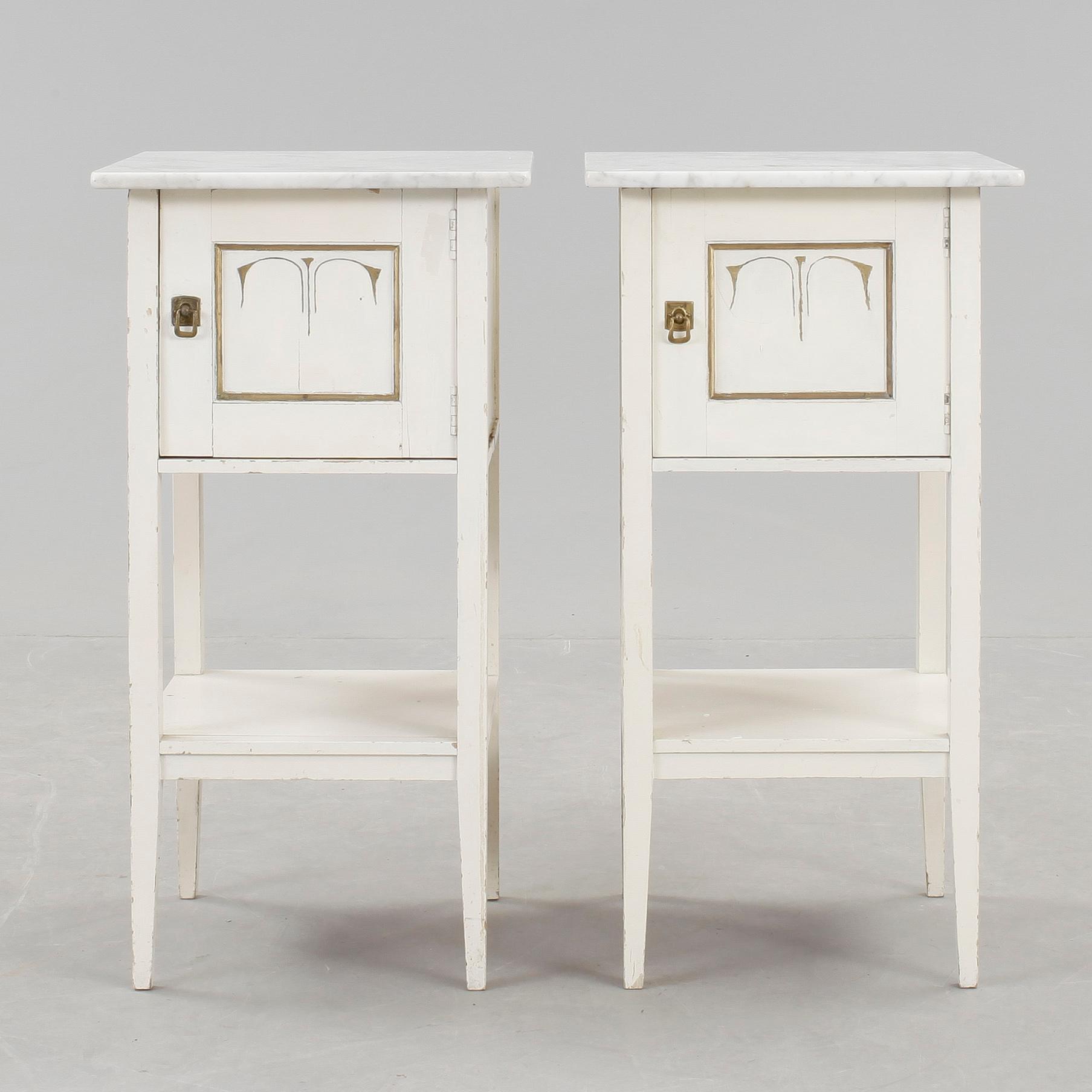 NATTDUKSBORD, ett par, 1900-talets första hälft.