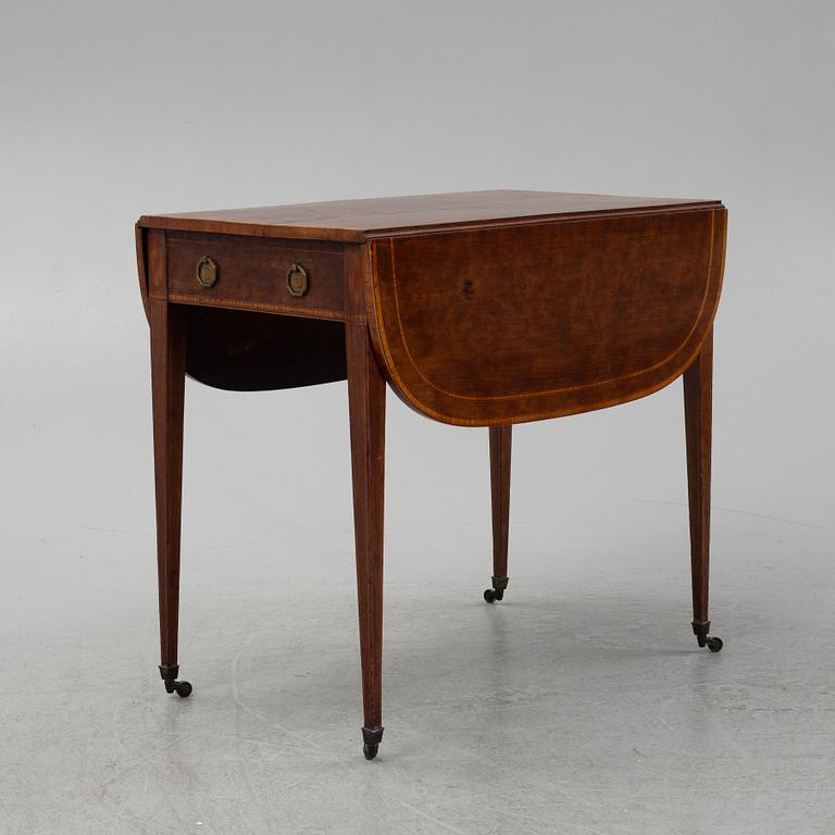 A mahogany George III pembroke table, early 19th Century.