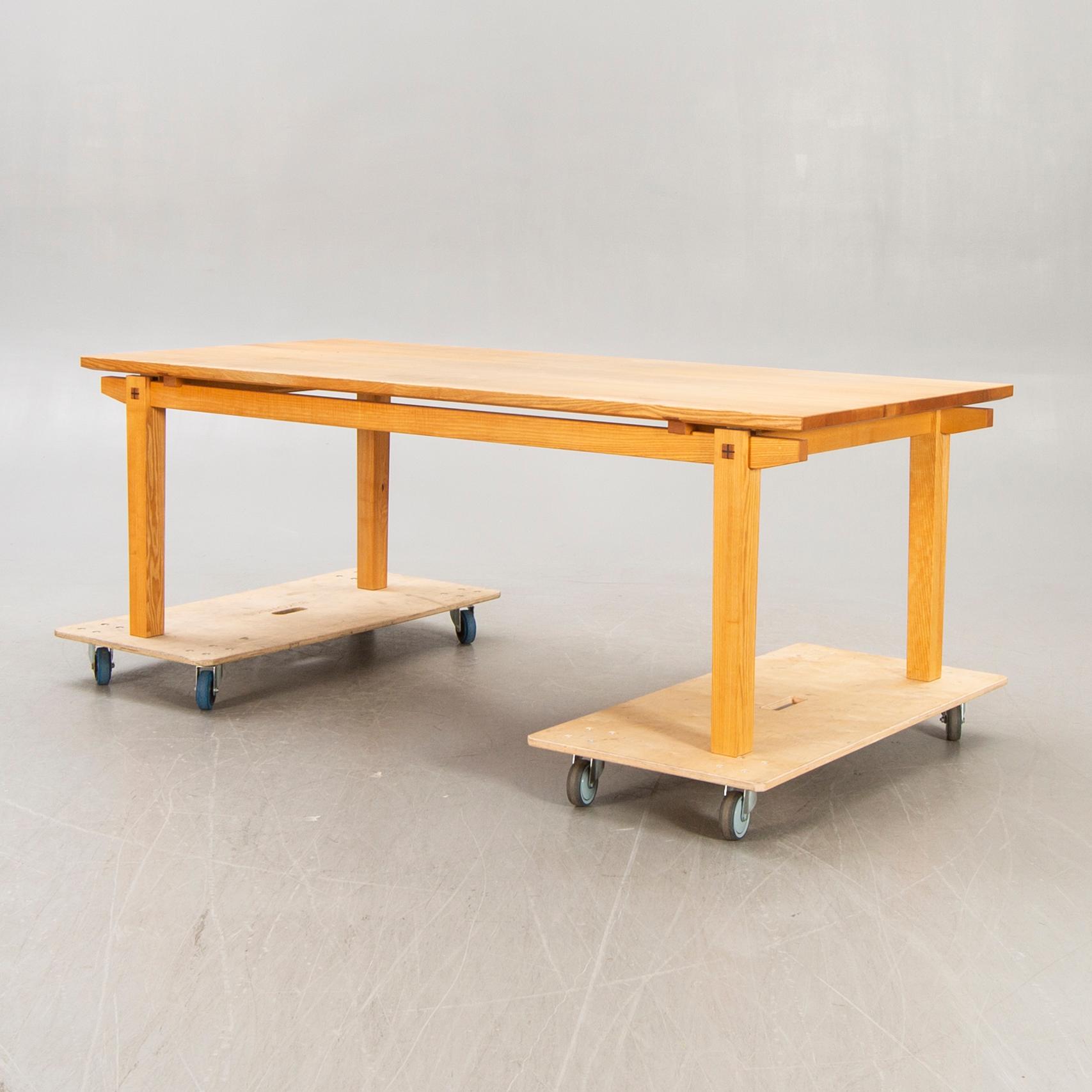 Petter Östberg, an ash dining table Ludvigsborg 1990s.