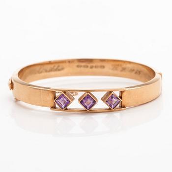 Bracelet, faceted amethysts, 14K gold. Westerback 1965.