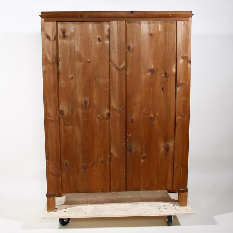 BOKHYLLA, Karl Johan-stil, tidigt 1900-tal.