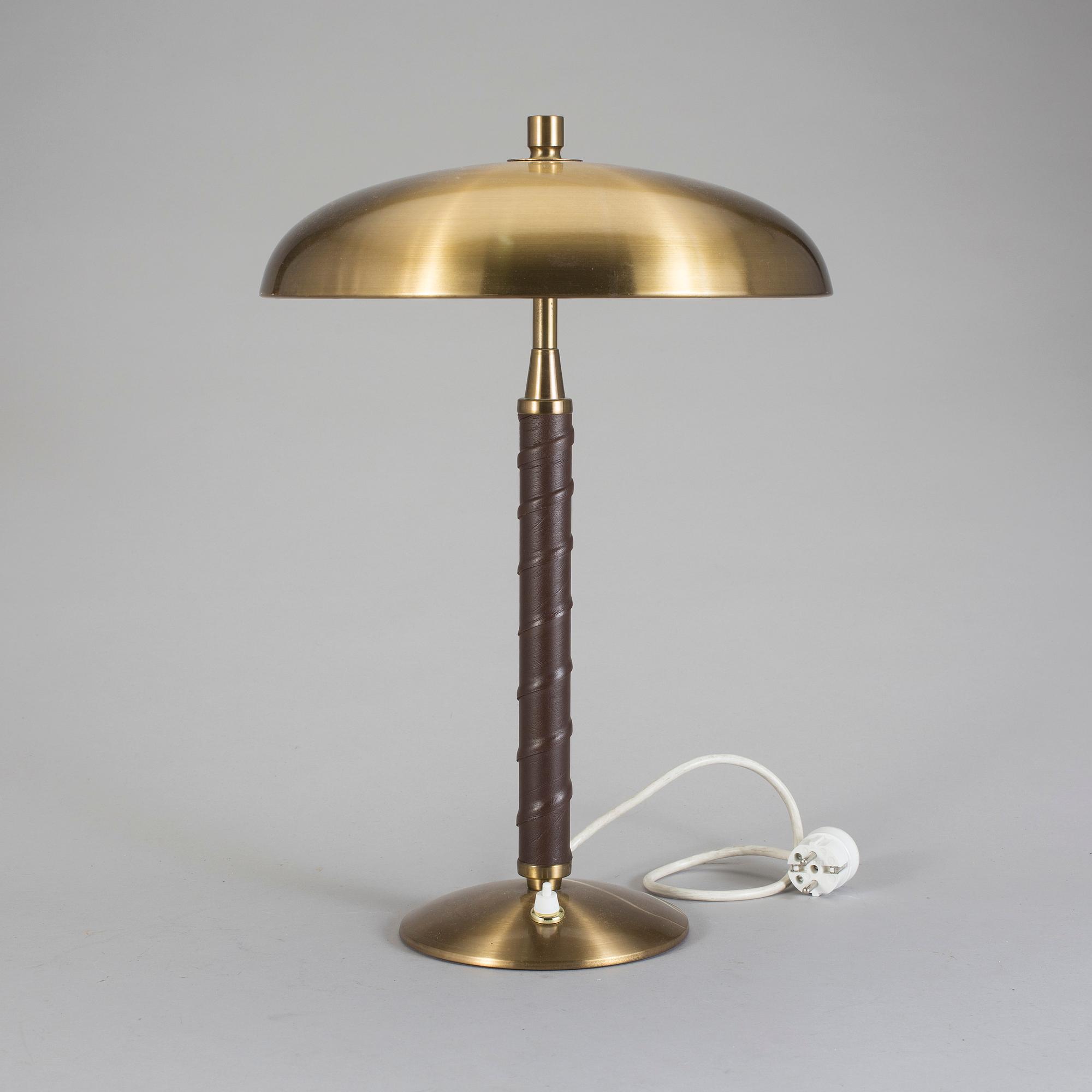 BORDSLAMPA, omkring 1900-talets mitt.