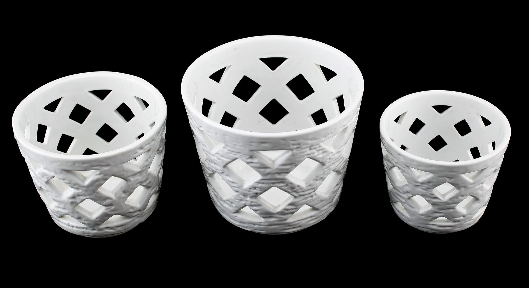 YTTERFODER, 3 st, stengods, Gunnar Nylund, Rörstrand.