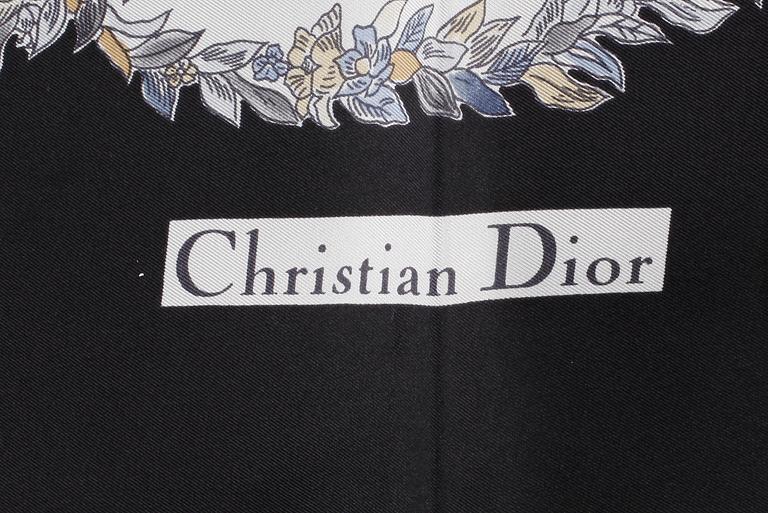 SCARF, Christian Dior.
