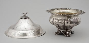 SKÅL SAMT LOCK, silver, Carl Tengstedt, Göteborg 1849. Totalvikt ca 600 gram.