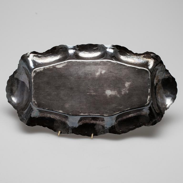 BRICKA, silver 950, Mexico, 1900-talets andra hälft, vikt ca 539 g.