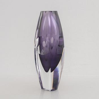 Mona Morales-Schildt, a 'Ventana' glass vase, Kosta.