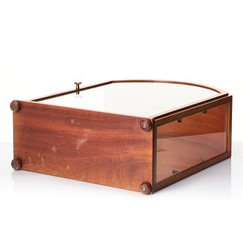 Josef Frank, a 'model 2070' mahogany table showcase cabinet, Svenskt Tenn, Sweden, before 1985.