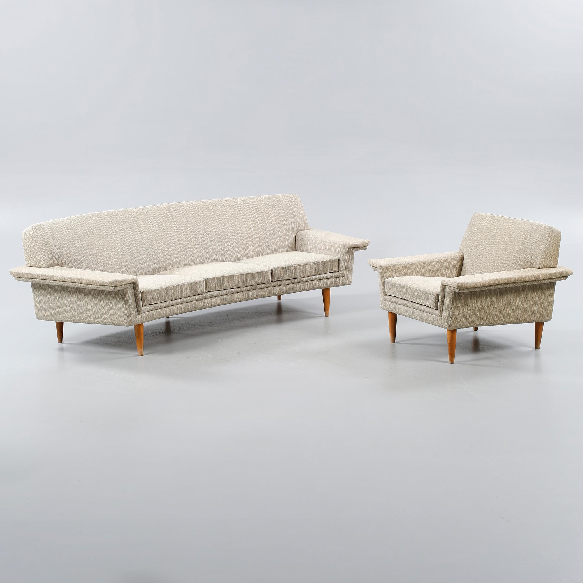 A sofa and a lounge chair by Johannes Andersen for Trensum, third quarter of the 20th century.
