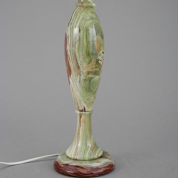 BORDSLAMPA, onyx, enligt uppgift Italien, 1900-tal.