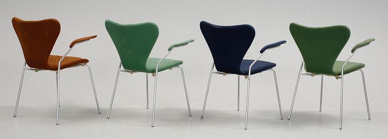 KARMSTOLAR, 4 st, "Sjuan", Arne Jacobsen, Fritz Hansen, 1900-talets andra hälft.