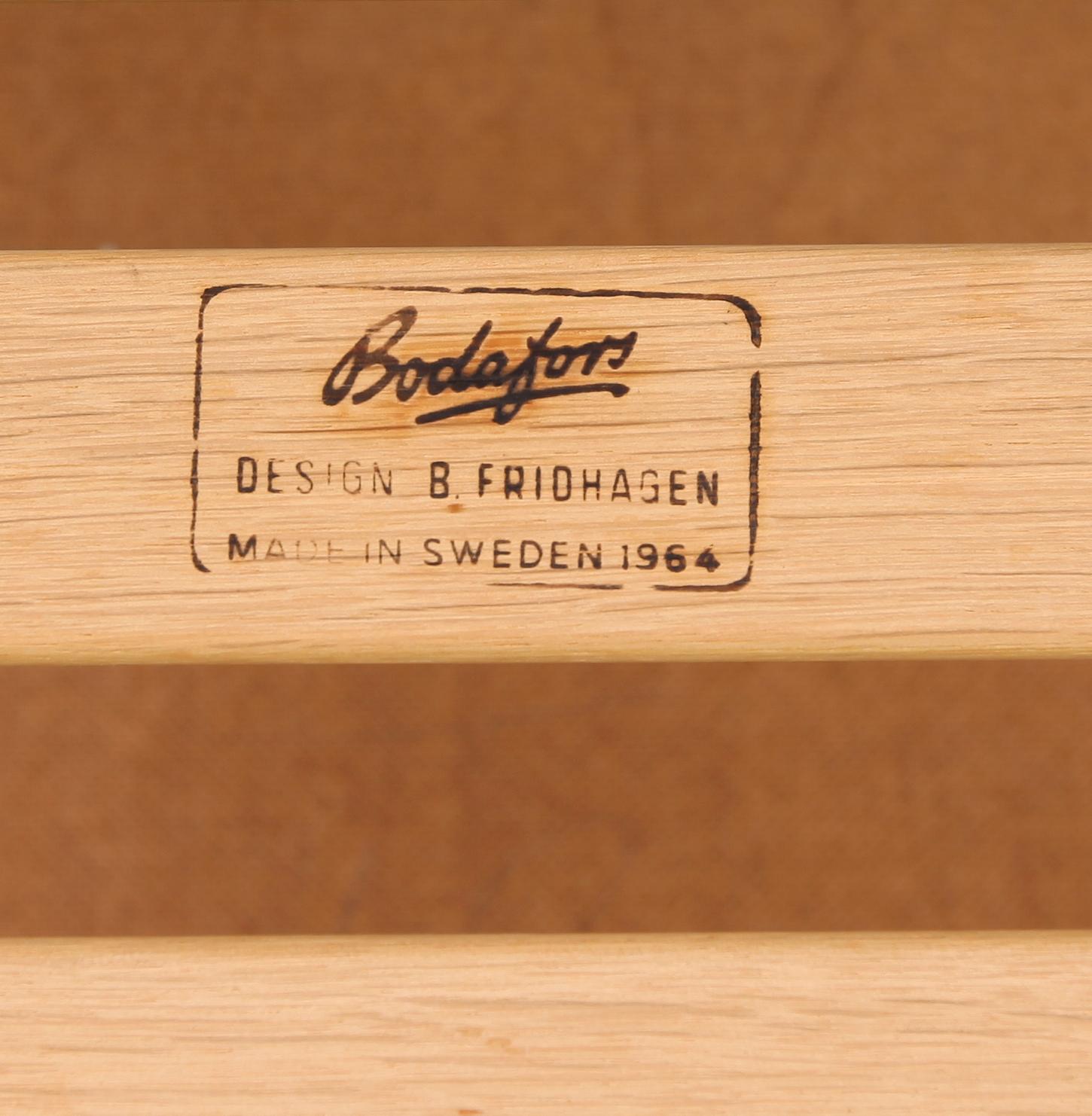 SÄNGBORD, 1 par, Bertil Fridhagen, Bodafors, 1964.
