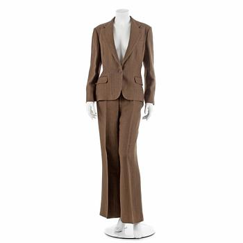 828. RALPH LAURENT, a two-piece suit concisting of jacket and pants, US size 14.