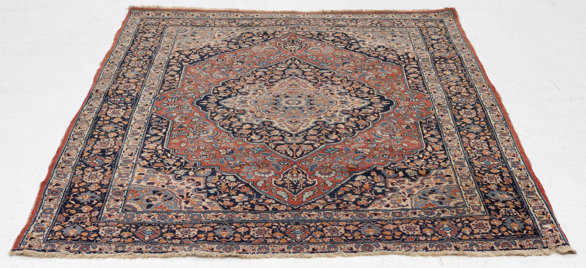 An oriental rug, c. 180 x 140 cm.