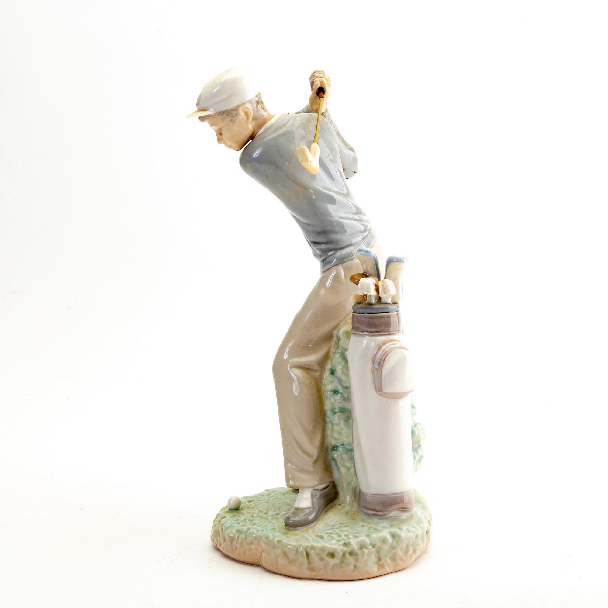 Figurin Lladro Spanien 1900-talets andra hälft porslin.