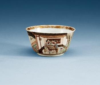 A famille rose cup, Qing dynasty, Yongzheng (1723-35).