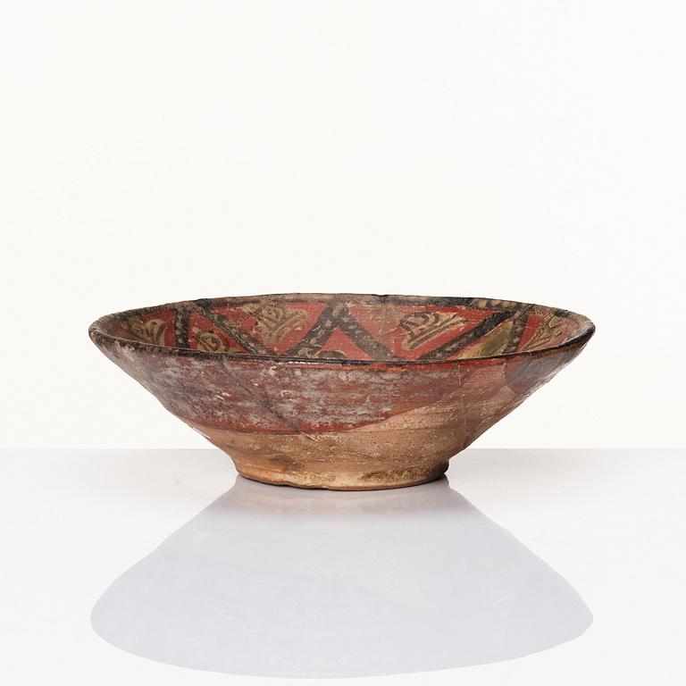 A 11 - 13 th century Samarkand - Uzbekistan, pottery bowl.