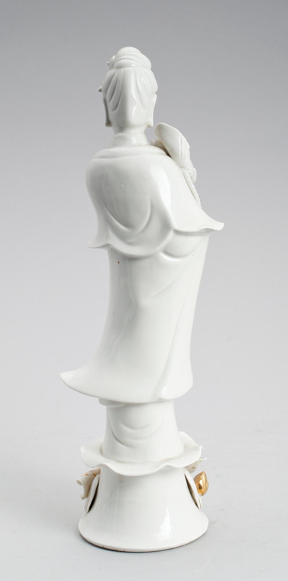 FIGUR, porslin, Kina, 1900-tal.