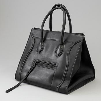 CÉLINE, a 'Phantom' leather handbag.