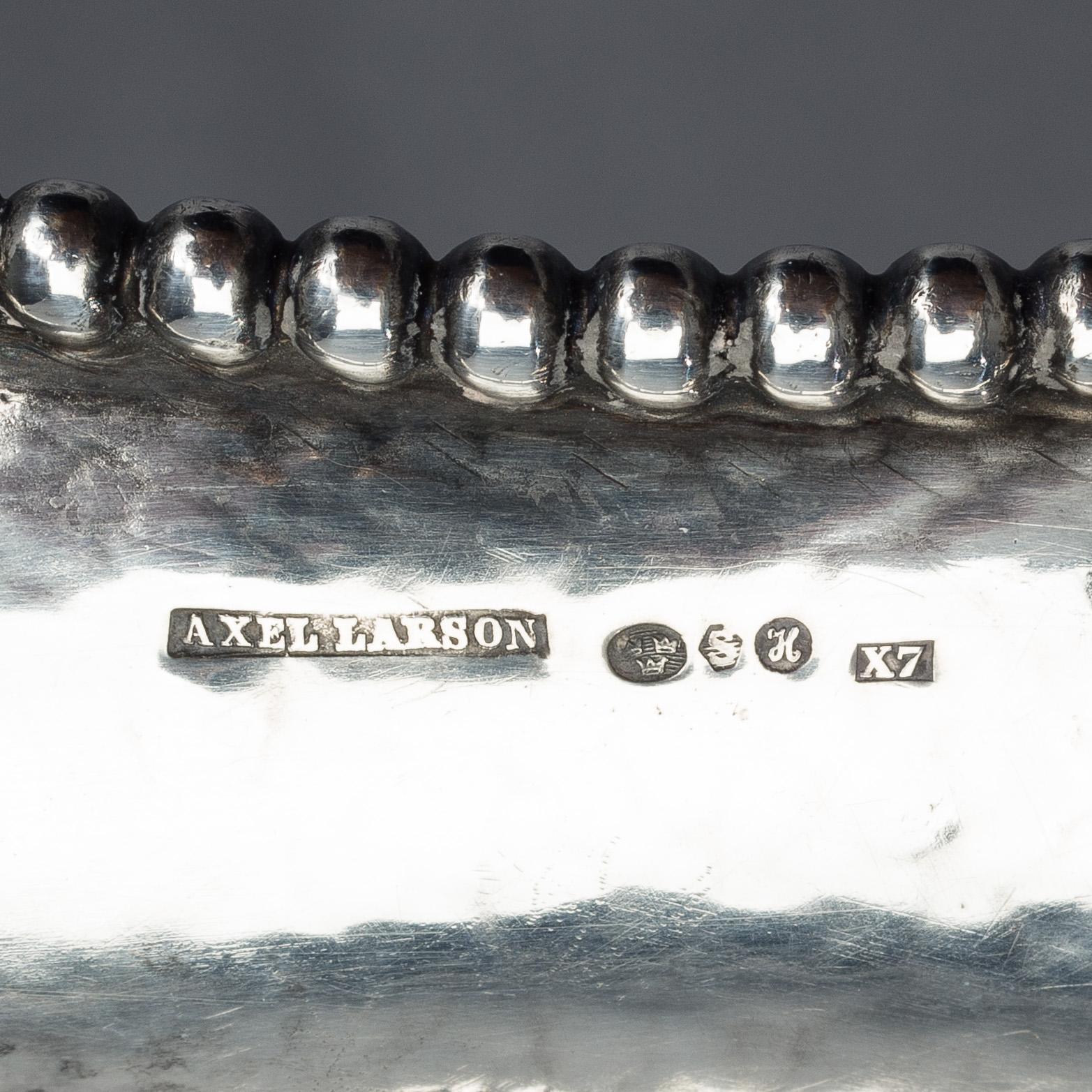 SKÅL, silver, nyklassicism, Axel Larson, Helsingborg 1924. Vikt 868 g.