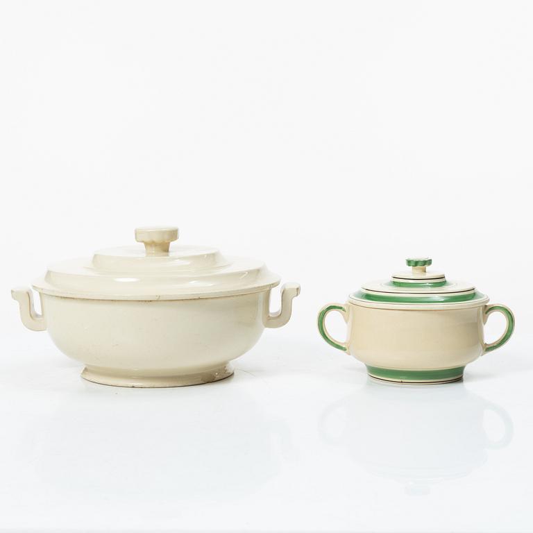 Wilhelm Kåge, An extensive "Bandarillo" dinner service, 86 pcs, Gustavsberg, in production 1933-1952.