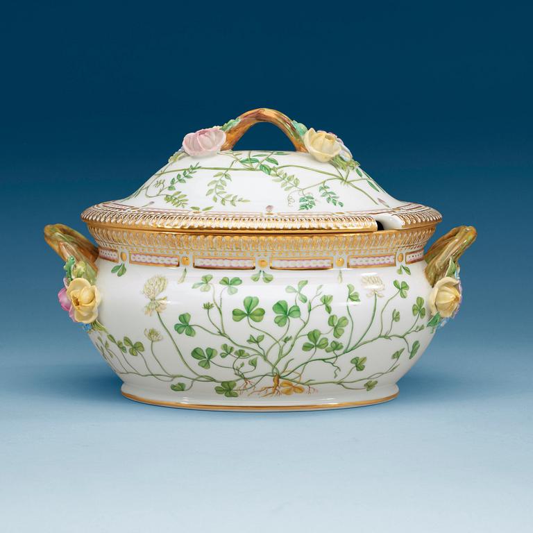 A Royal Copenhagen 'Flora Danica' tureen with cover, Denmark, 20th Century.