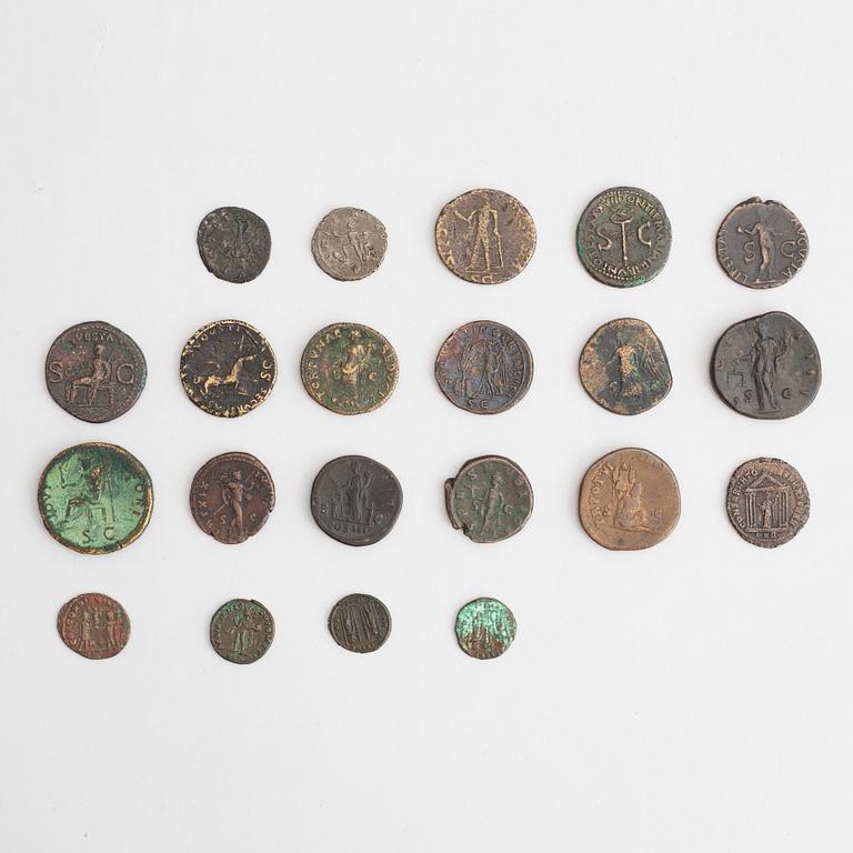 Antika mynt, 19 st romerska brons- och billonmynt från kejsardömet + diverse silver-och bronsmynt främst svenska c 65 st.