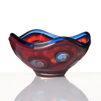 Sven Palmqvist, a ravenna glass bowl, Orrefors, Sweden, 1957, no 1118.