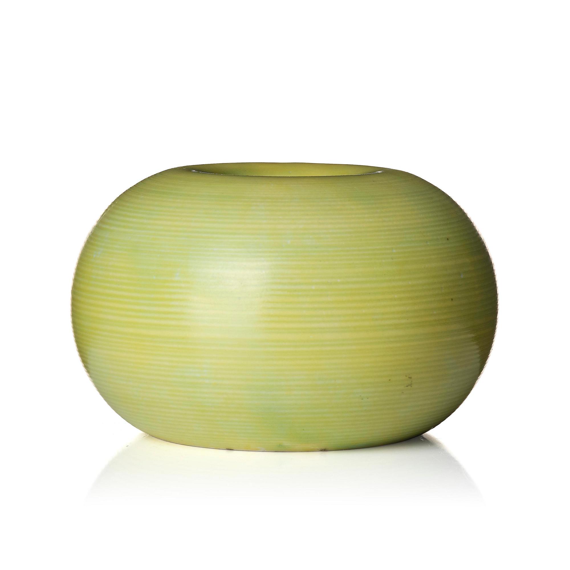 Wilhelm Kåge, a "Sunny" glazed ceramic vase, Gustavsberg, Sweden, 1930s.
