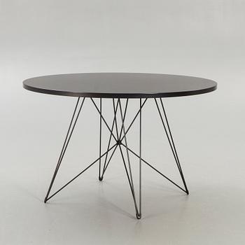 Andreis & Hiroko van Onck, table, "Tavolo Xz3" for Magis.