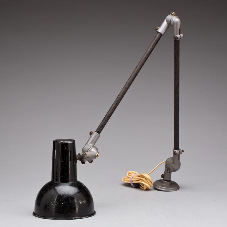 ARBETSLAMPA, "RIJO". 1900-talets första hälft.