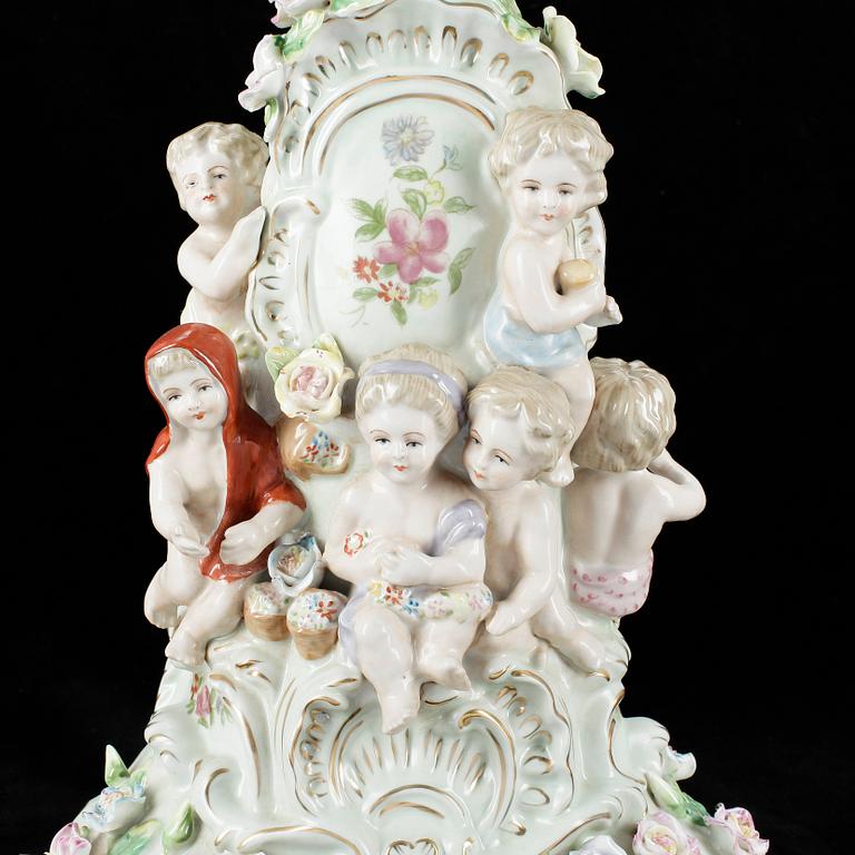 UPPSATSSKÅL, porslin, Meisenlikanande märke, 1900-tal.