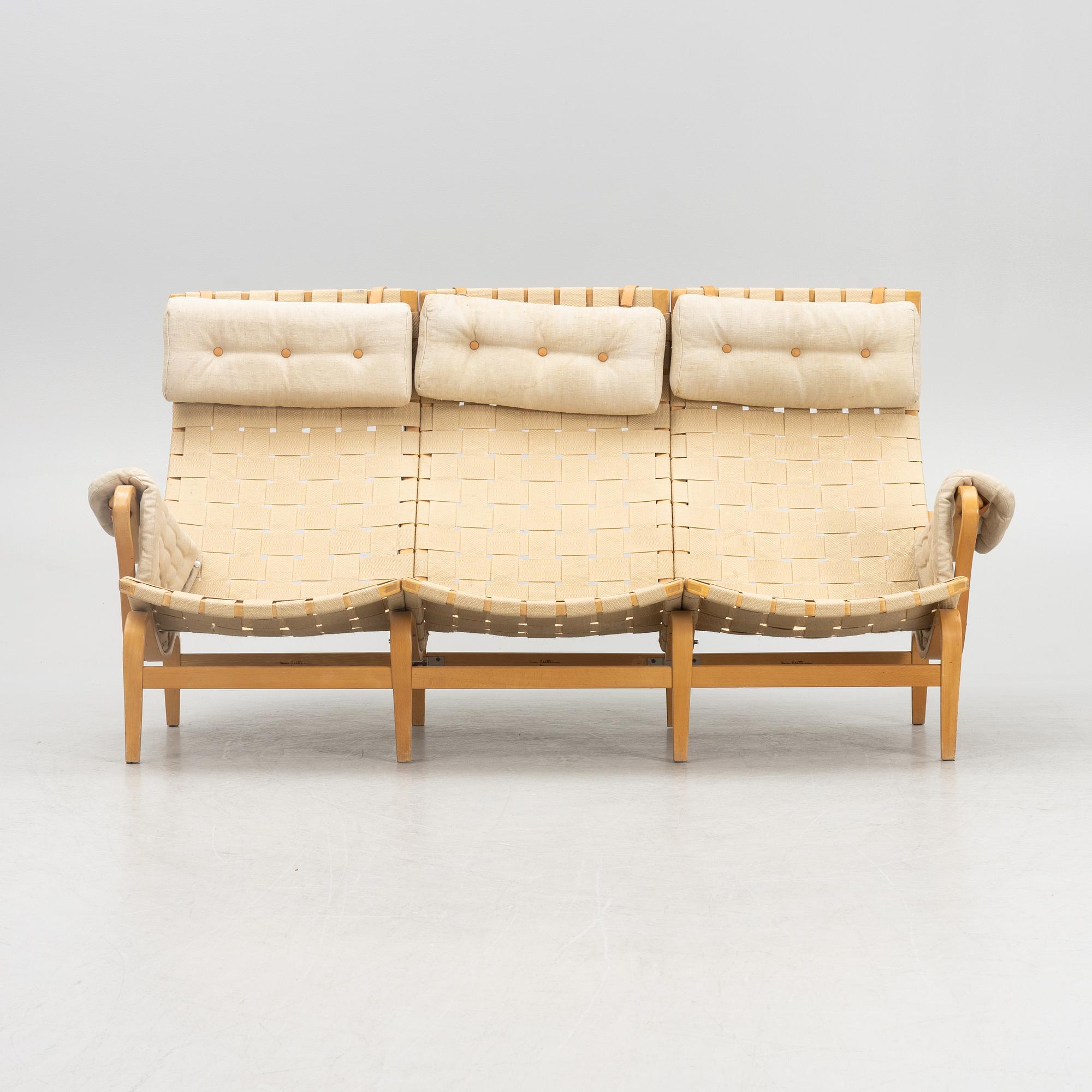 Bruno Mathsson, soffa, "Pernilla", Dux, 1900-talets andra hälft.