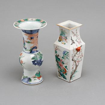 VASER, 2 st, porslin, Kina, 1800-tal.