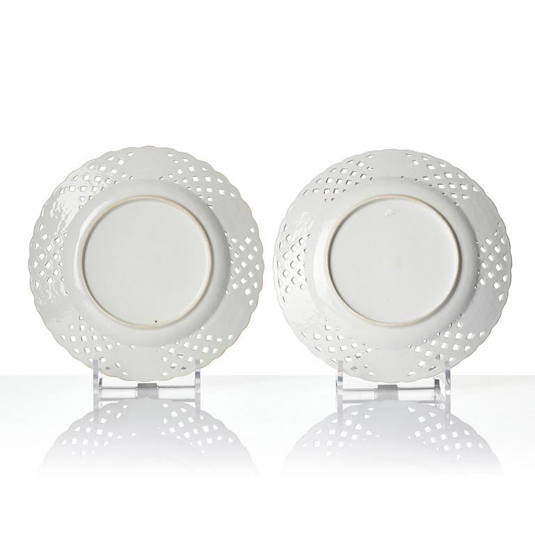 A set of 11 blue and white dessert plates, Qing dynasty, Qianlong (1736-95).