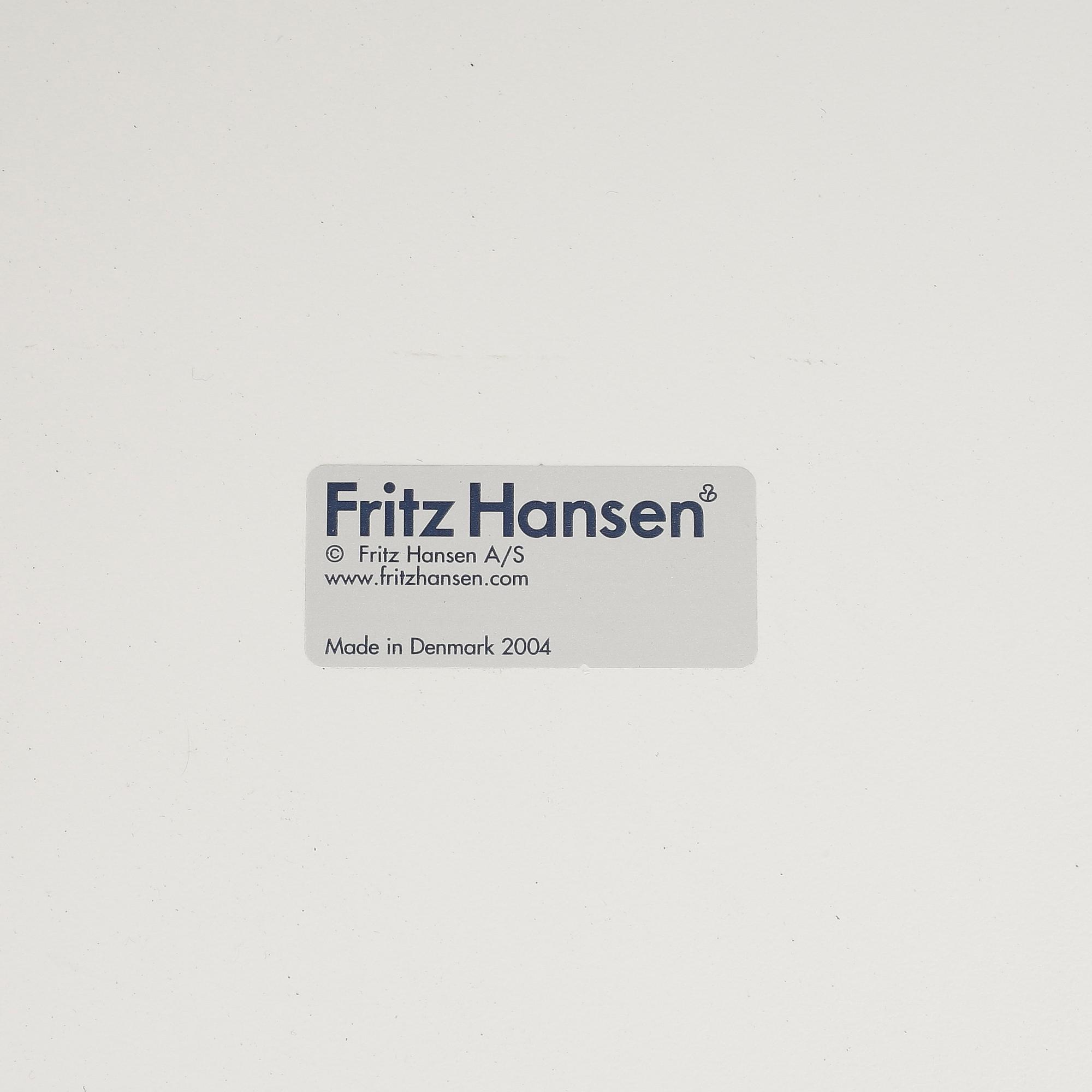 BORD, Bruno Mathsson & Piet Hein, Fritz Hansen, 2004.