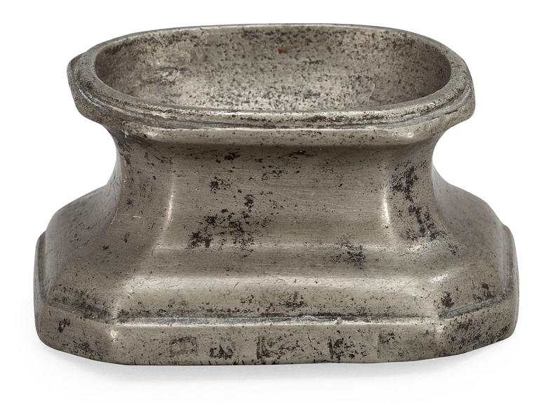 A Swedish pewter salt by J. D. Schmitt, Norrköping 1743.