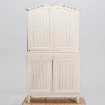 SKÅP, "Herrgården", Carl Malmsten, Bodafors, 1962.