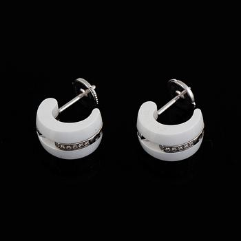 A pair of Chanel "Ultra" 18K white gold and ceramics.