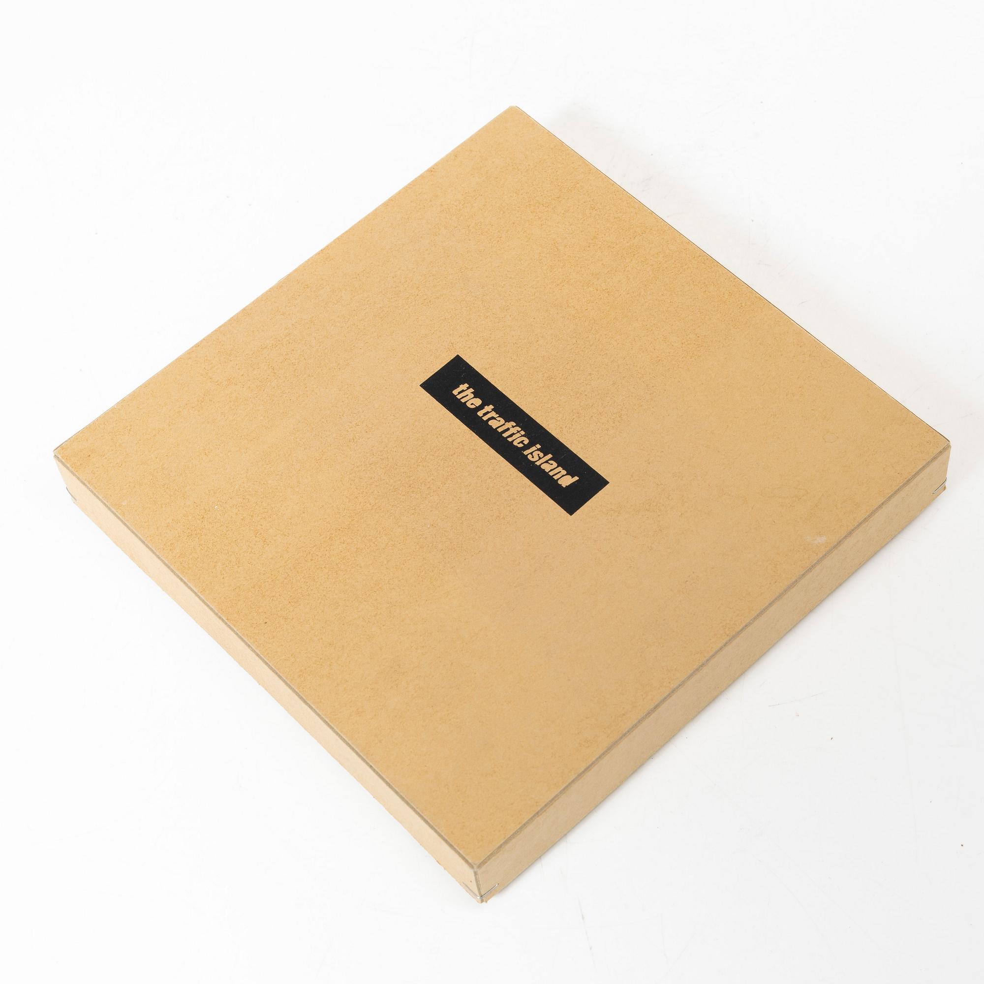 AKAY, & Peter Baranowski/Barsky Brothers, "Traffic Island".