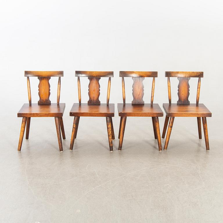 A 1940's 11 pcs dining table and chairs.