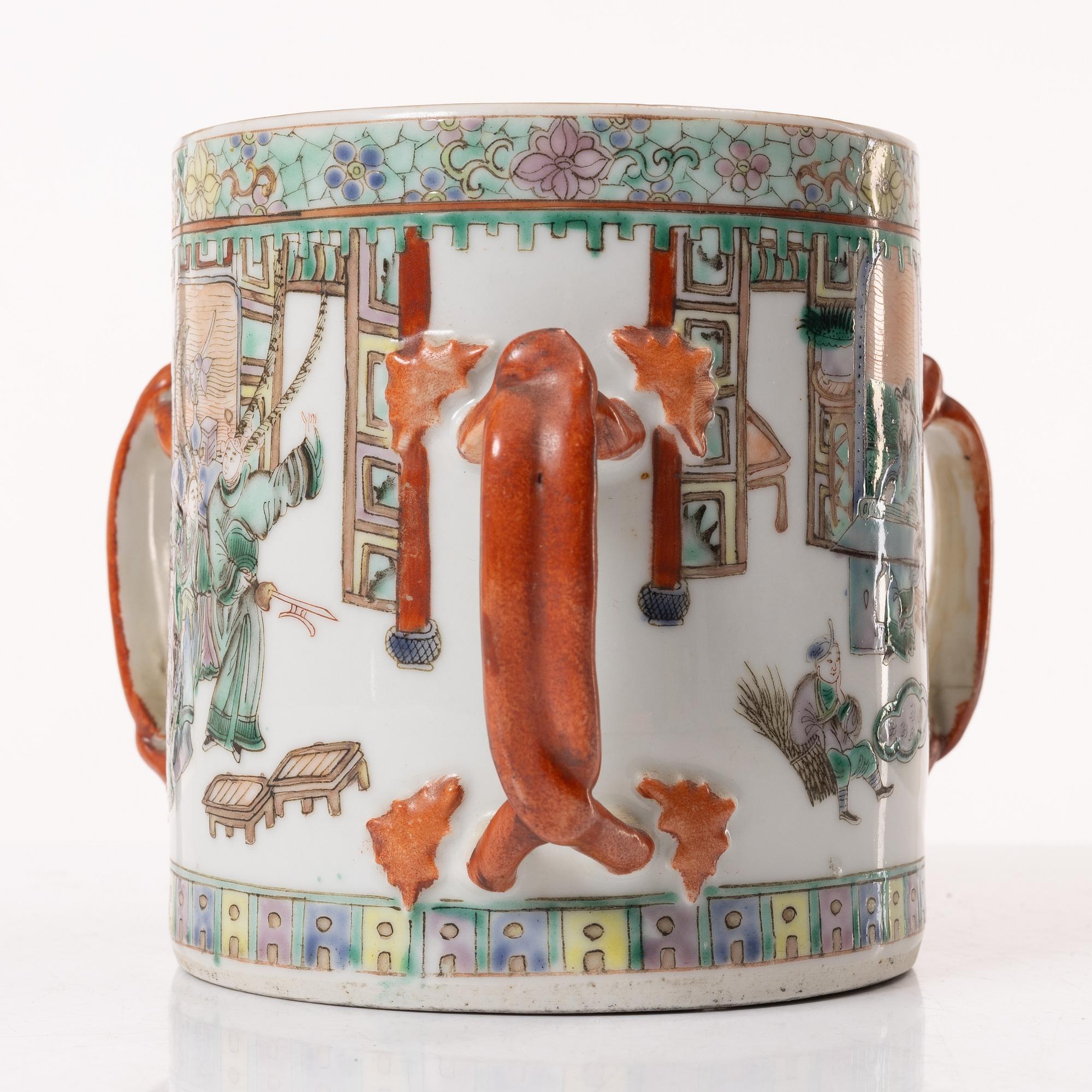 A Chinese three handle porcelain jar, late Qing dynasty, 19th century.