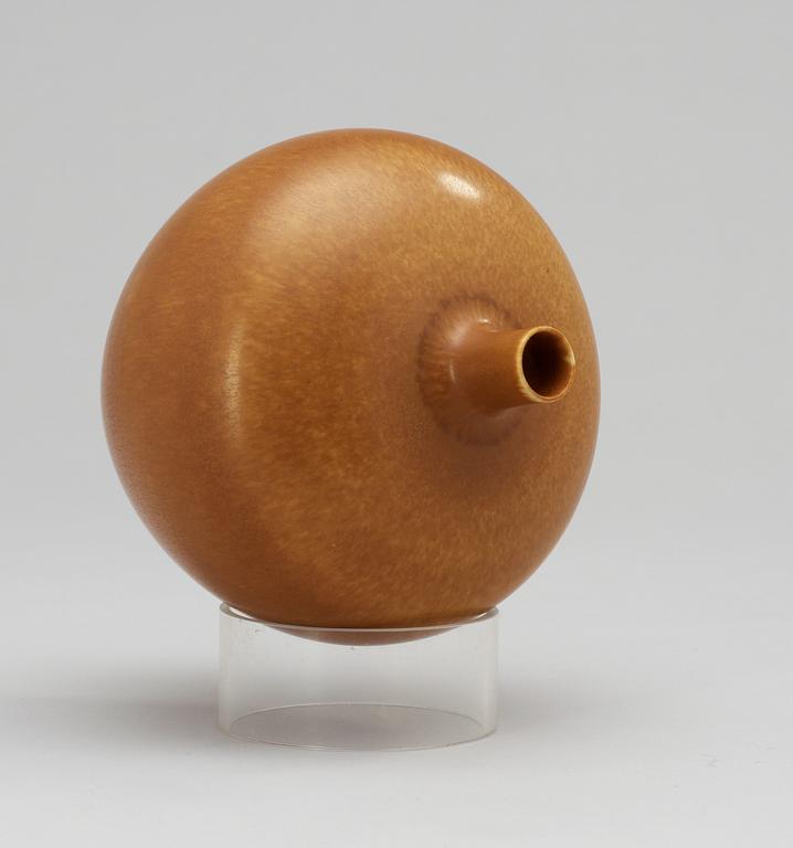 A Berndt Friberg stoneware vase, Gustavsberg Studio 1958.