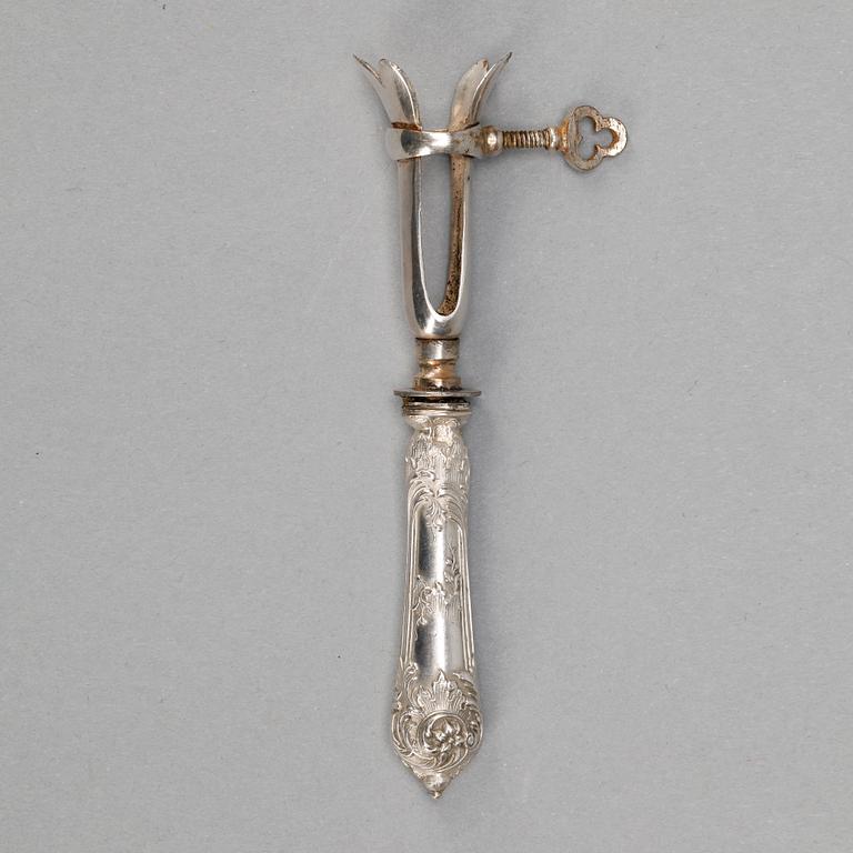 LAMMKOTLETTSHÅLLARE, 6 stycken, silver och stål, Frankrike, 1800-talets slut.
