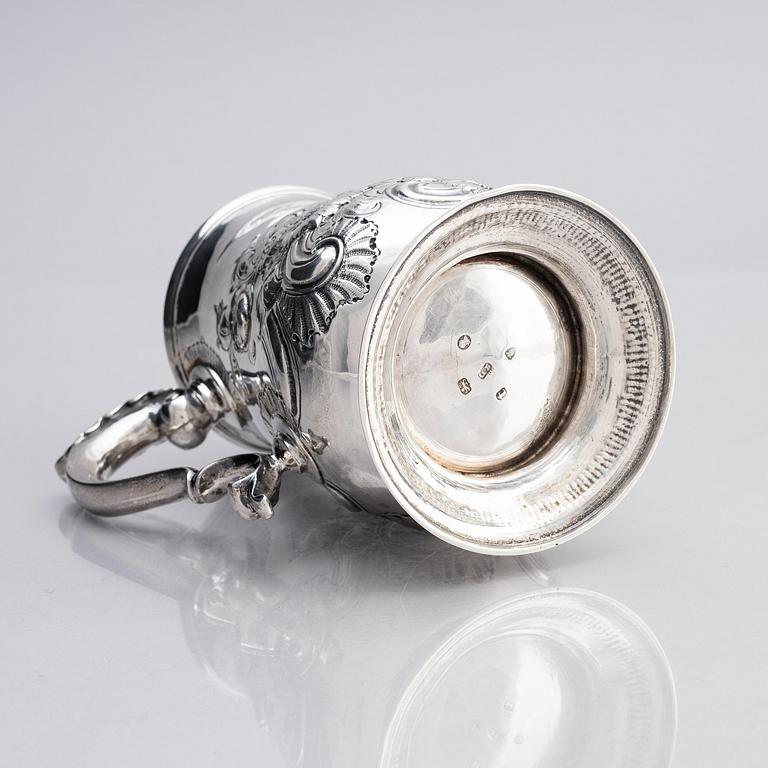 A silver mug, maker's mark probably Samuel Davenport, London 1794.