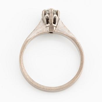 Ring, 18K white gold with brilliant-cut diamond.