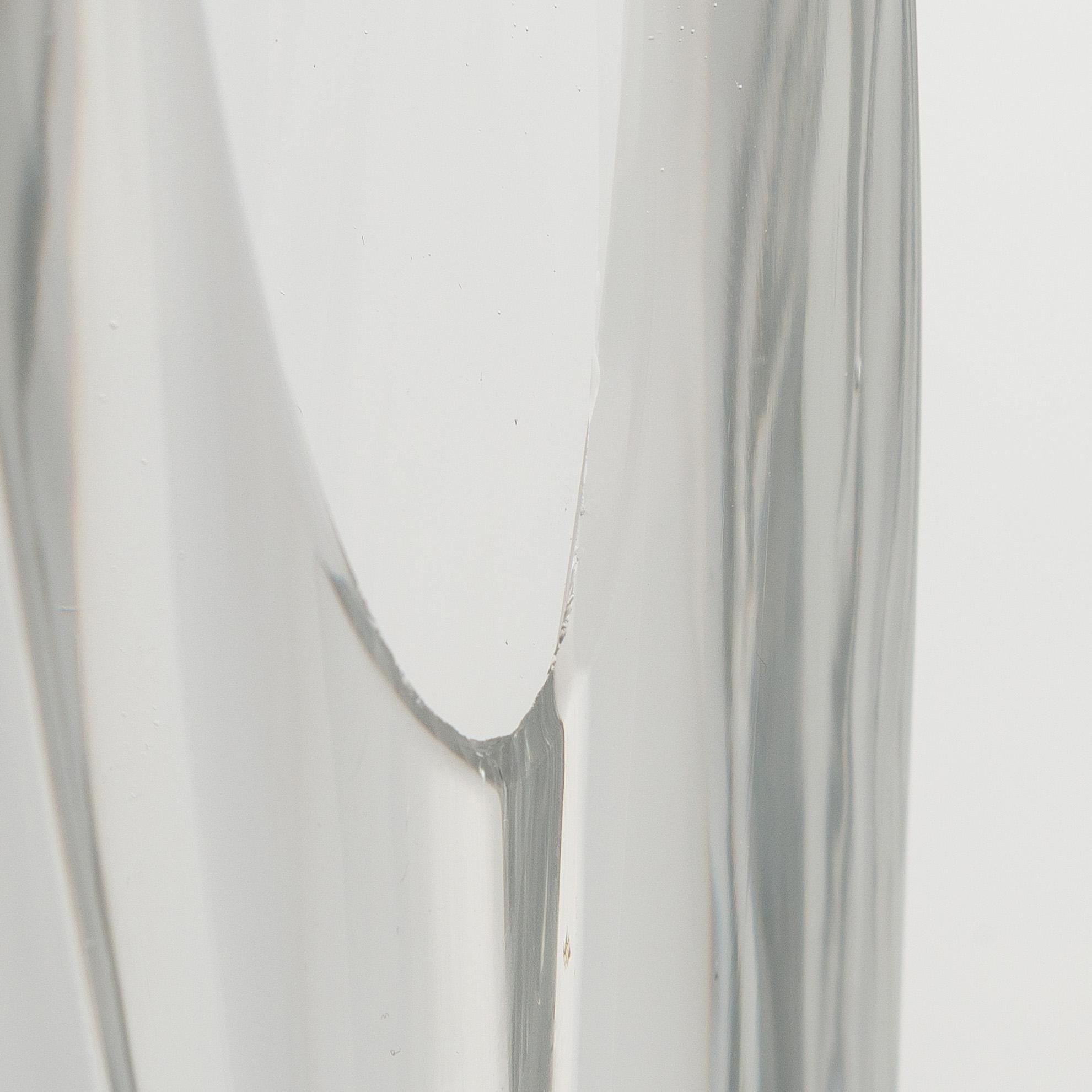 Aimo Okkolin, konstglas, , "Svärdslilja", signerad Riihimäen Lasi  Oy, Aimo Okkolin, Riihimäen Lasi Oy.